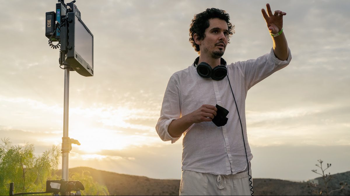 Damien Chazelle sul set di Babylon