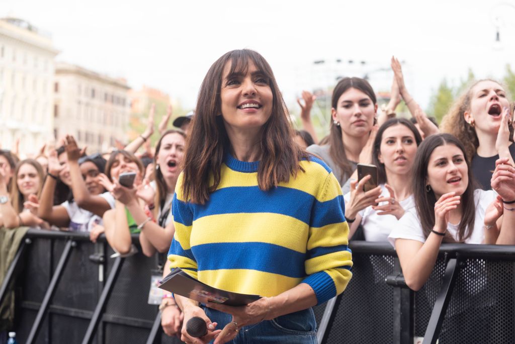 Ambra Angiolini sul palco del Primo Maggio 2022.