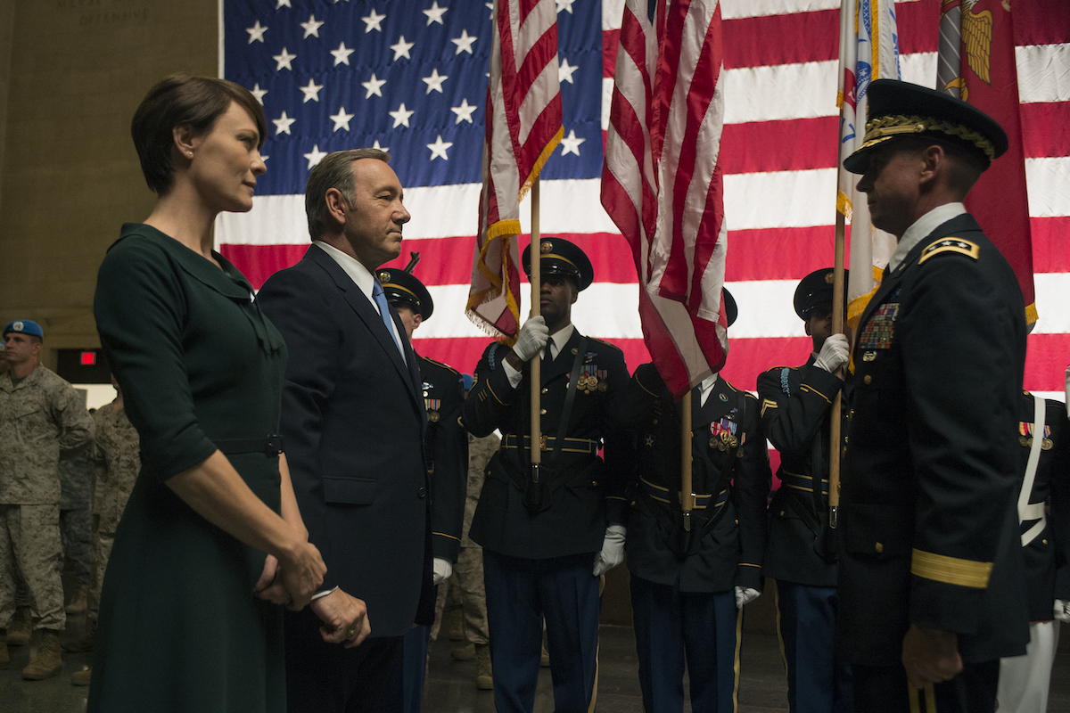 Robin Wright e Kevin Spacey in una scena di House of Cards 3