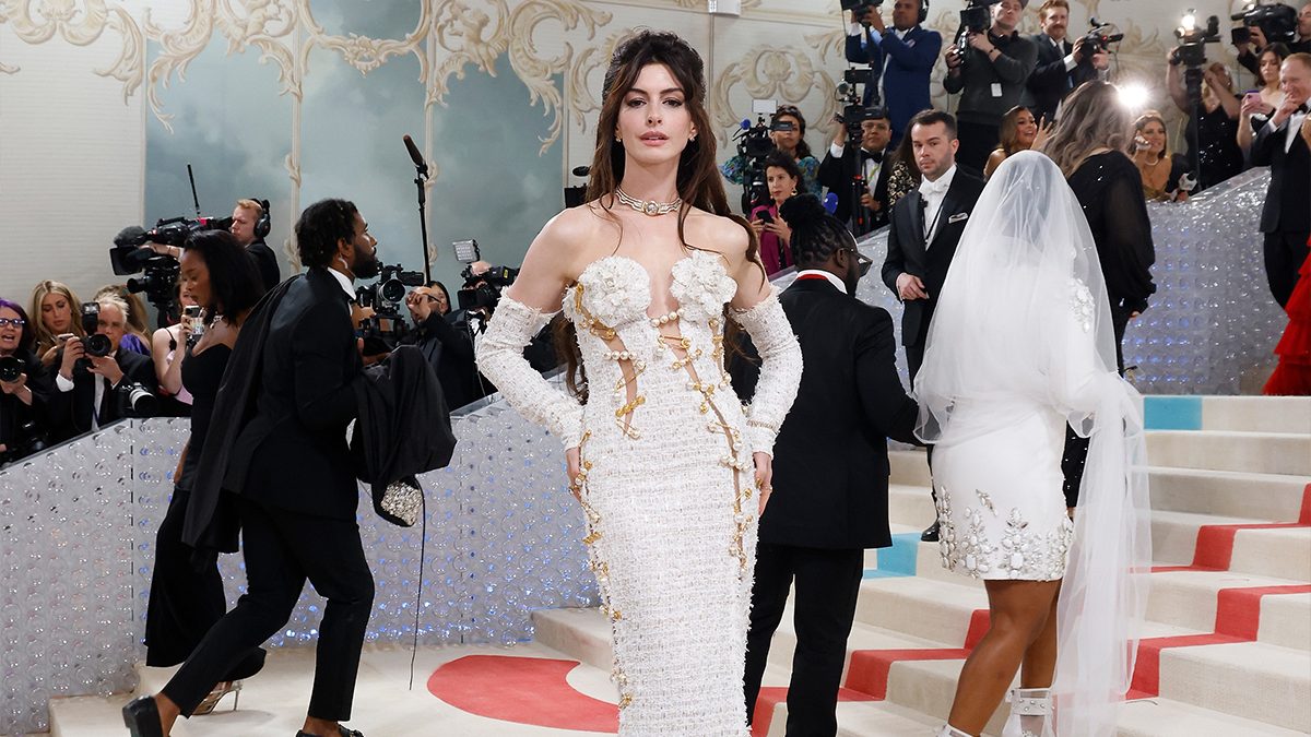 Anne Hathaway al Met Gala 2023