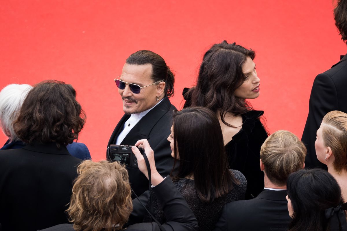 Johnny Depp e Maiwenn sul red carpet di Cannes 2023