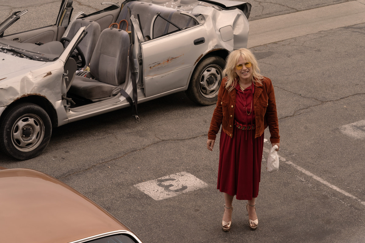 Patricia Arquette in una scena di High Desert