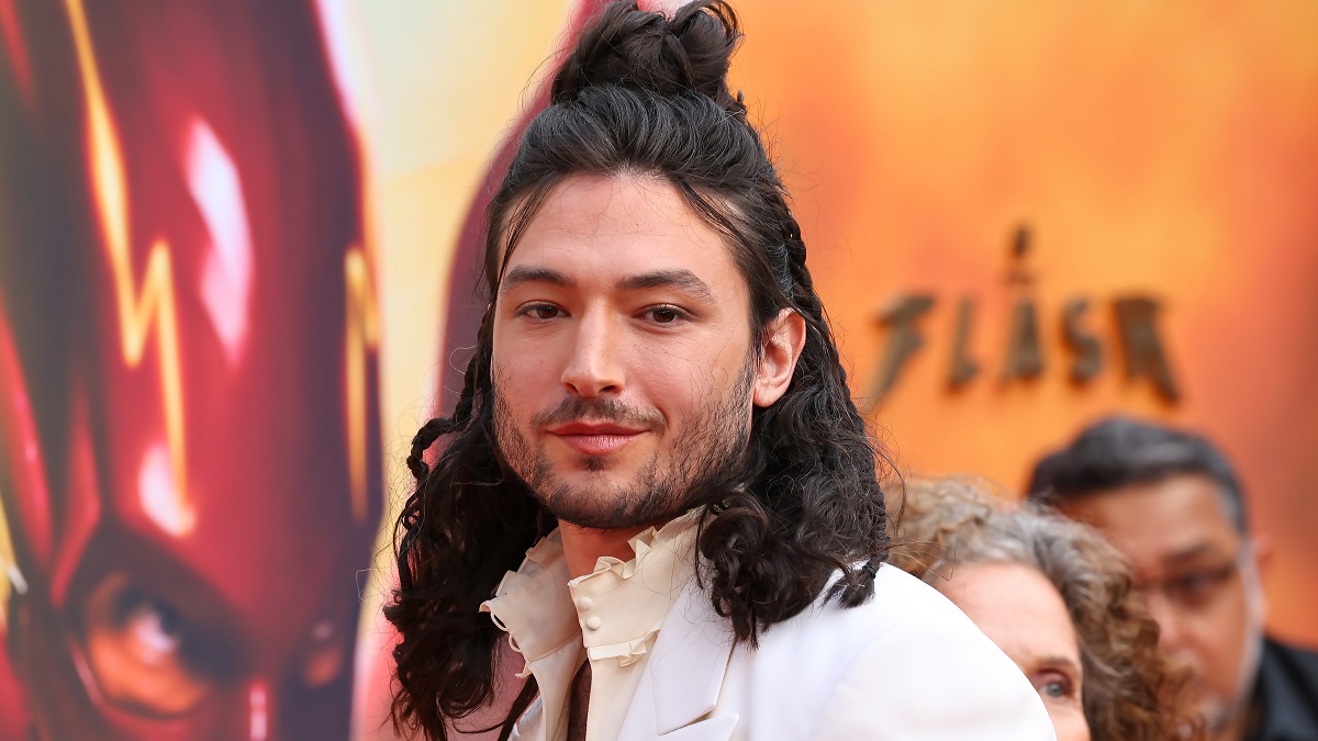 Ezra Miller alla première di The Flash a Los Angeles