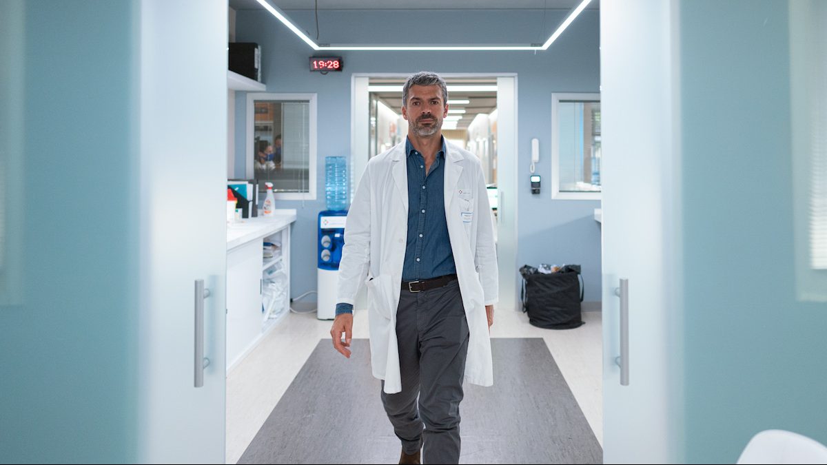 Luca Argentero, protagonista della serie Doc-Nelle tue mani, giunta alla sua terza stagione