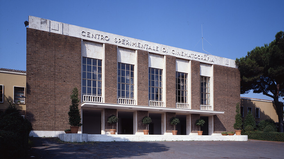 La facciata del Centro Sperimentale di Cinematografia, tra le migliori scuole di cinema al mondo