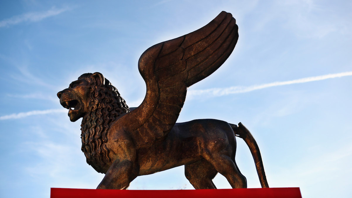 La statua del Leone alla Mostra del Cinema di Venezia