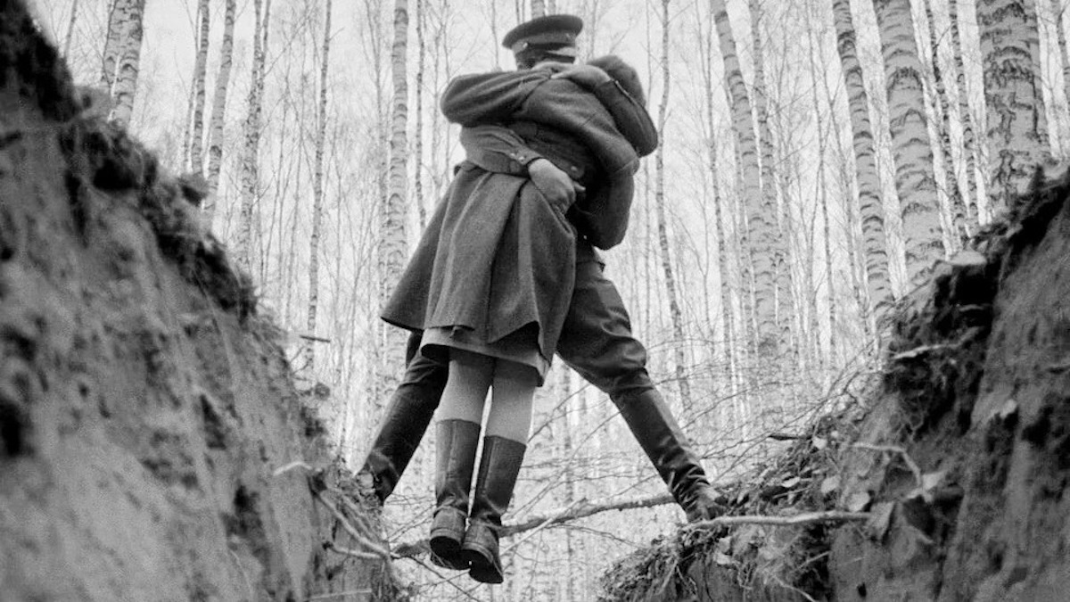 L'infanzia di Ivan (1962) di Andrej Tarkovskij, la scena del bacio