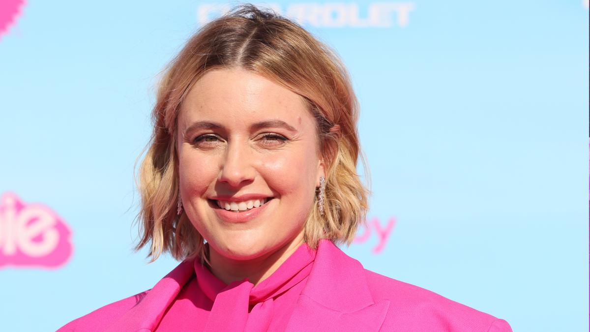 Greta Gerwig alla prima mondiale di Barbie allo Shrine Auditorium and Expo Hall di Los Angeles, California