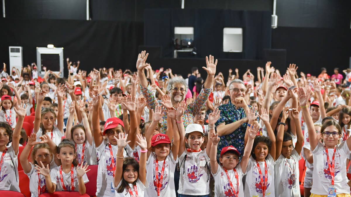 Enzo D'Alo, Marco Zenone e i ragazzi del Giffoni Film Festival