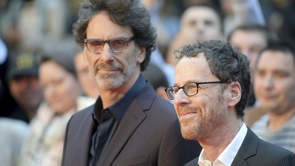 Ethan Coen e Joel Coen alla prima di La ballata du Buster Scruggs a Londra nel 2028