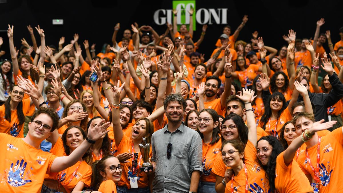 Sydney Sibilia e i ragazzi del Giffoni Film Festival