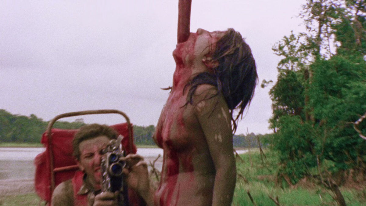 Un'immagine del film Cannibal Holocaust di Ruggero Deodato