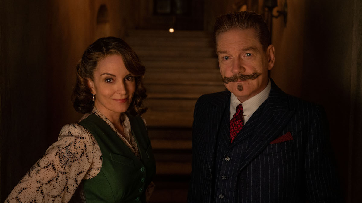 Tina Fey e Kenneth Branagh in Assassinio a Venezia