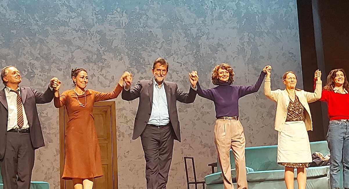 Nanni Moretti (al centro) con il cast di Diari d'amore