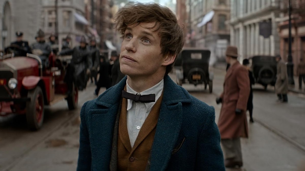 Eddie Redmayne in una scena di Animali Fantastici e dove trovarli