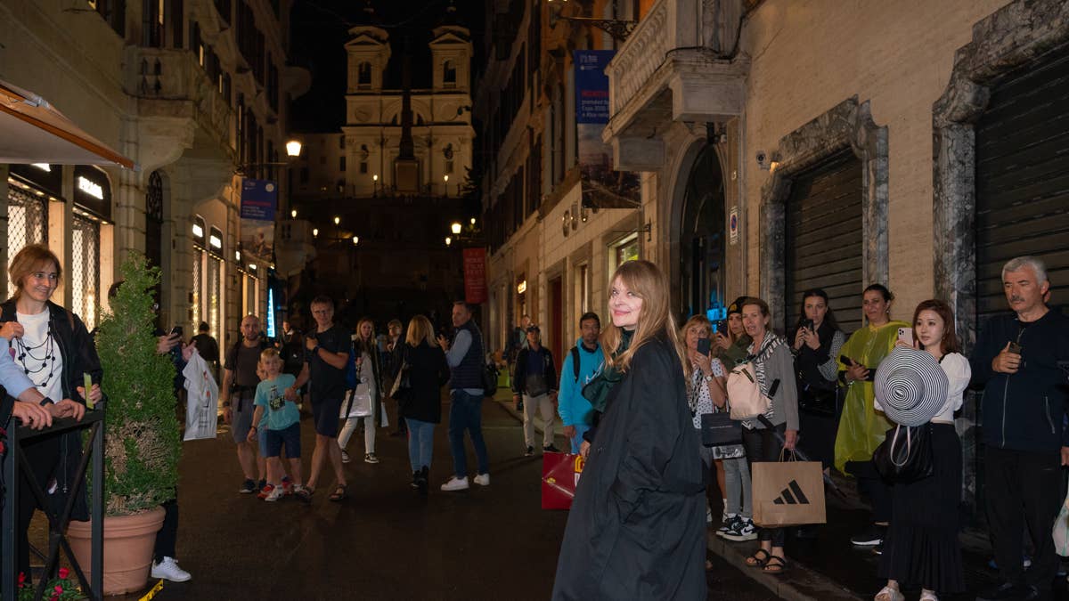 Nastassja Kinski in via Condotti a Roma