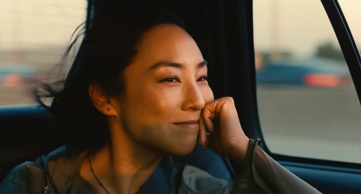 Greta Lee in una scena del film