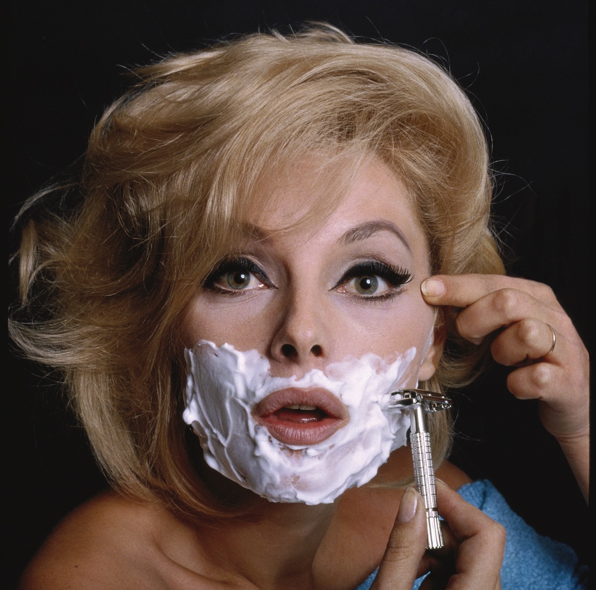 Virna Lisi. Foto di Carl Fisher