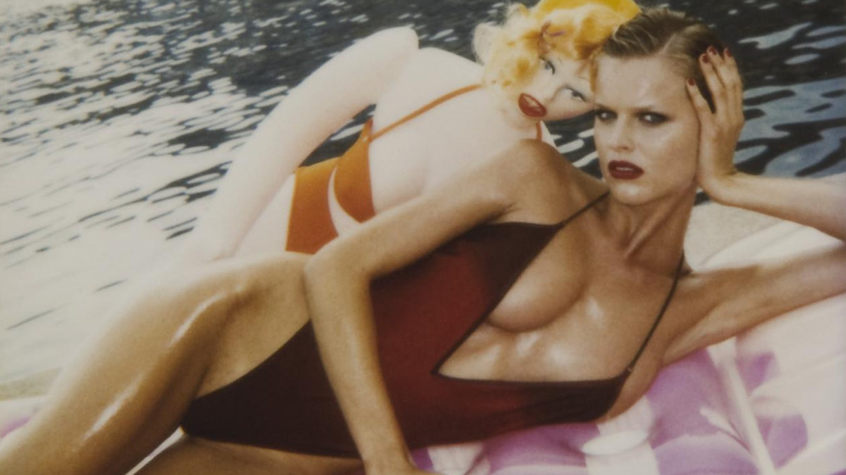 Eva Herzigová fotografata a Monte Carlo da Helmut Newton