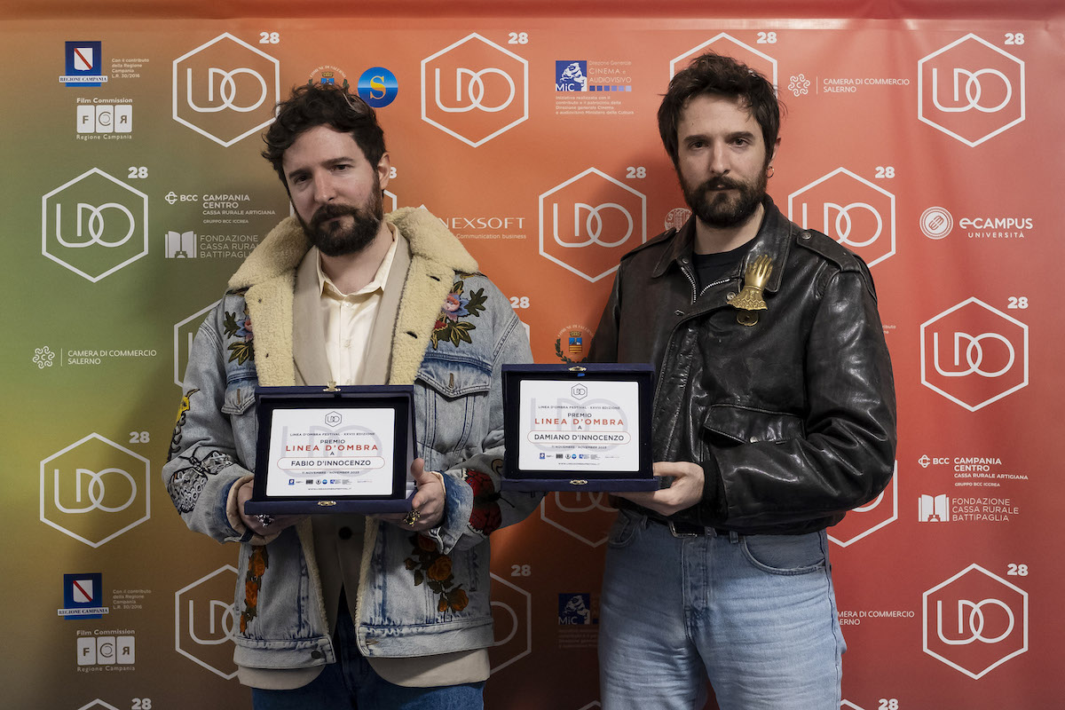 I fratelli Damiamo e Fabio D'Innocenzo, a cui è stato assegnato il premio Linea d'Ombra del festival omonimo