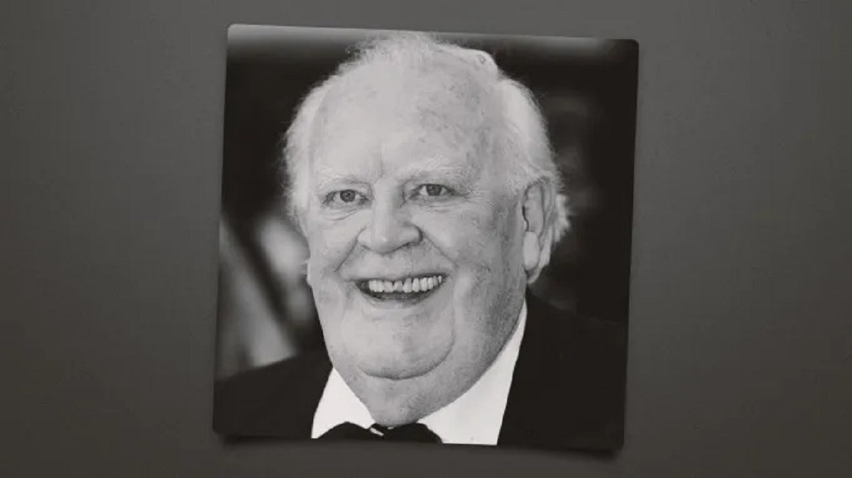 Joss Ackland