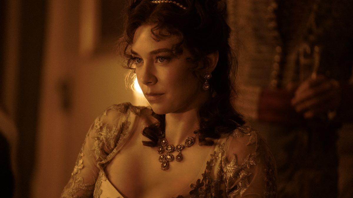 Vanessa Kirby in una scena di Napoleon di Ridley Scott