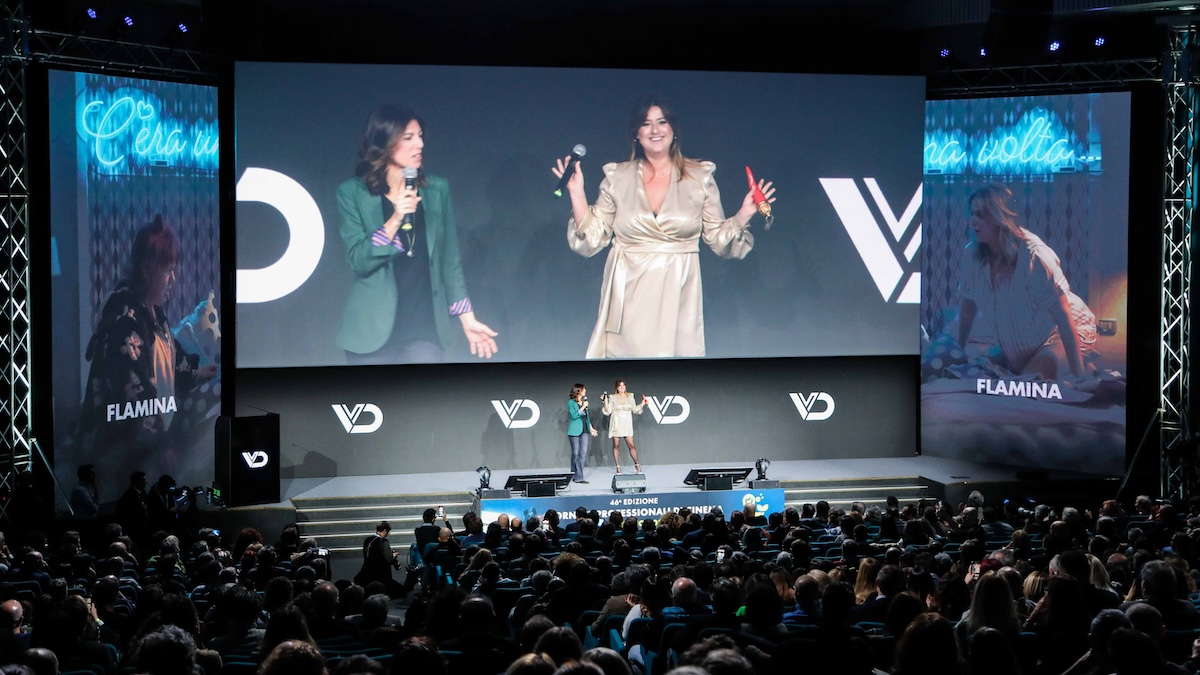 Laura Mirabella con Michela Giraud sul palco delle Giornate Professionali di Sorrento 2023