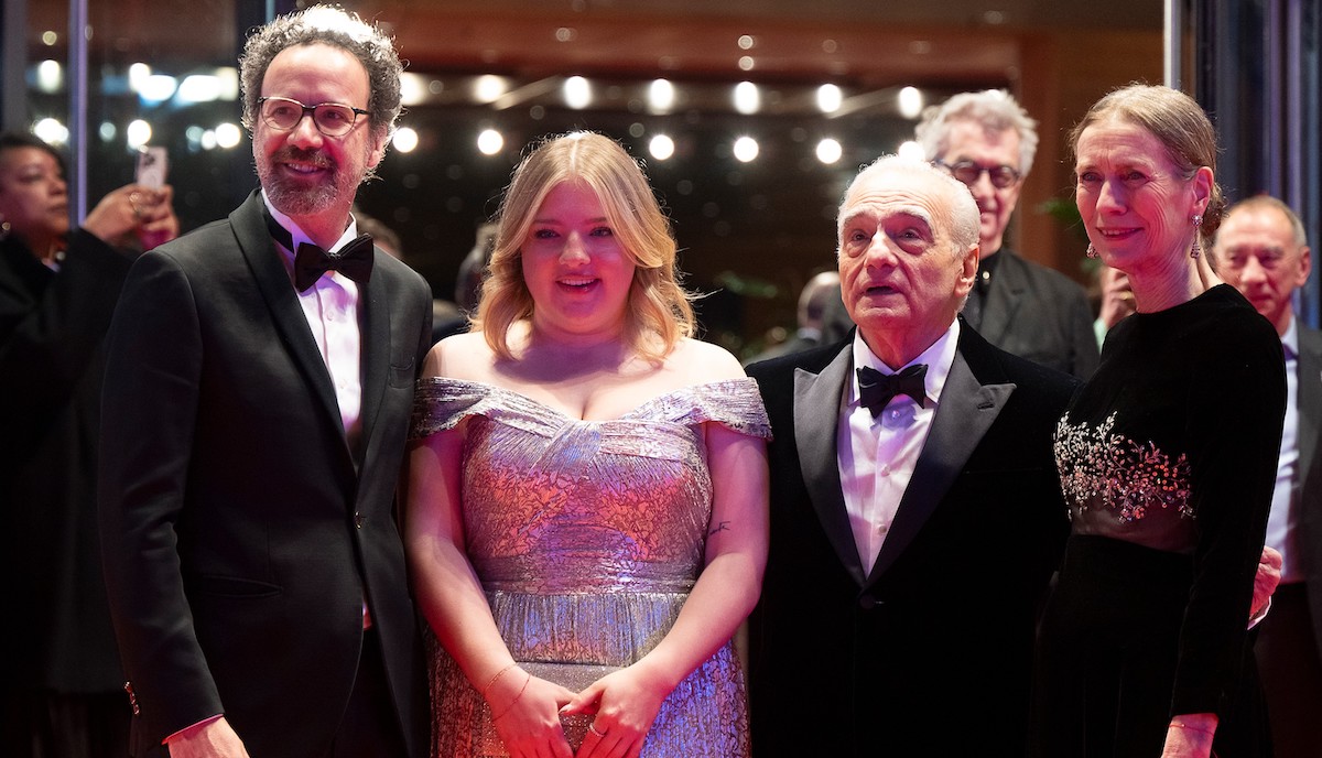 I direttori uscenti della Berlinale Carlo Chatrian e Mariette Rissenbeek con Martin Scorsese e sua figlia Francesca