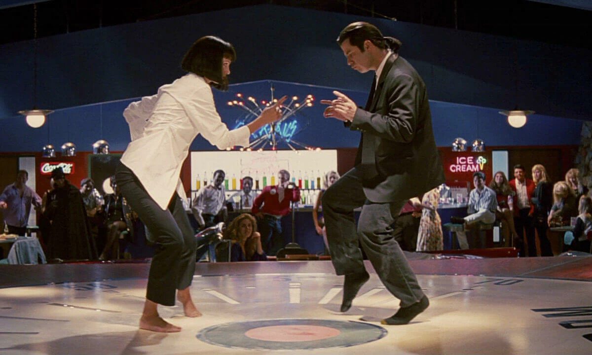 John Travolta e Uma Thurman nell'iconica scena di ballo di Pulp Fiction