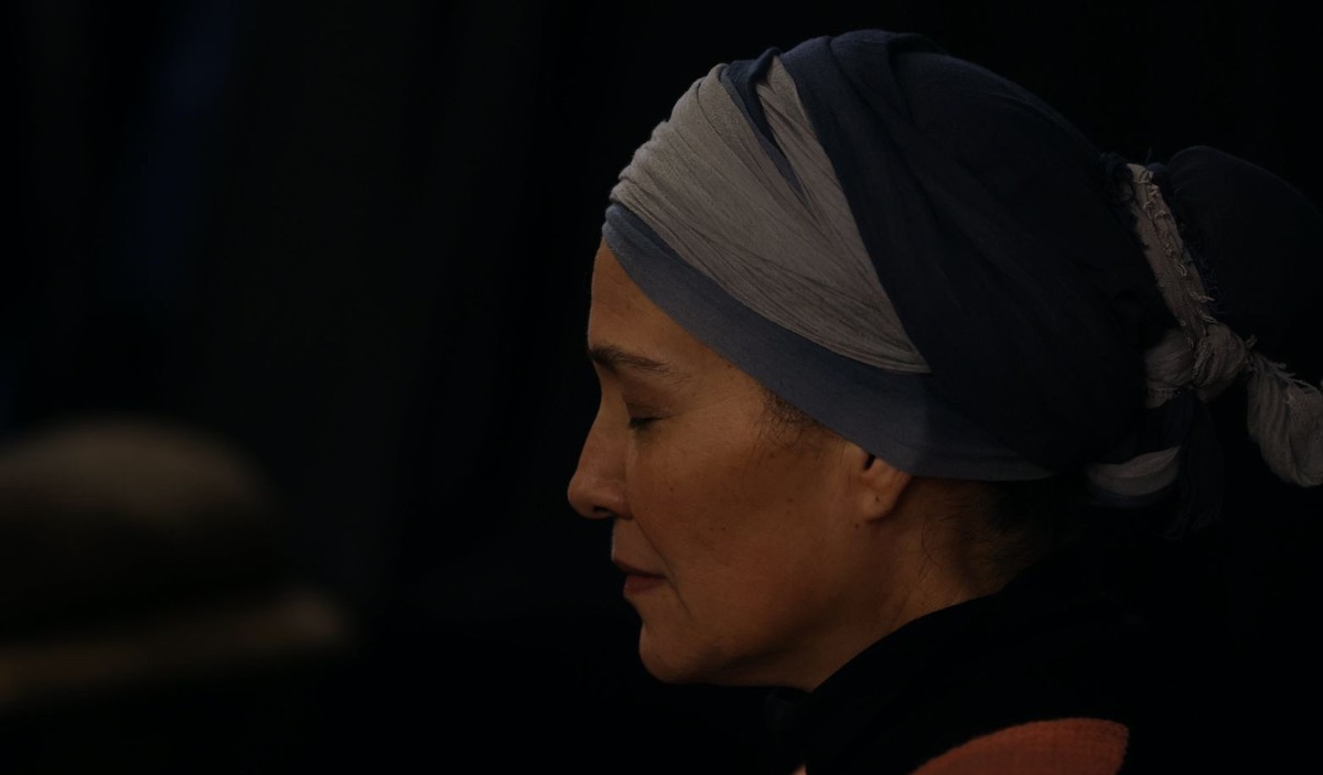 Yael Abecassis in una scena di Shikun di Amos Gitai, passato alla Berlinale 2024