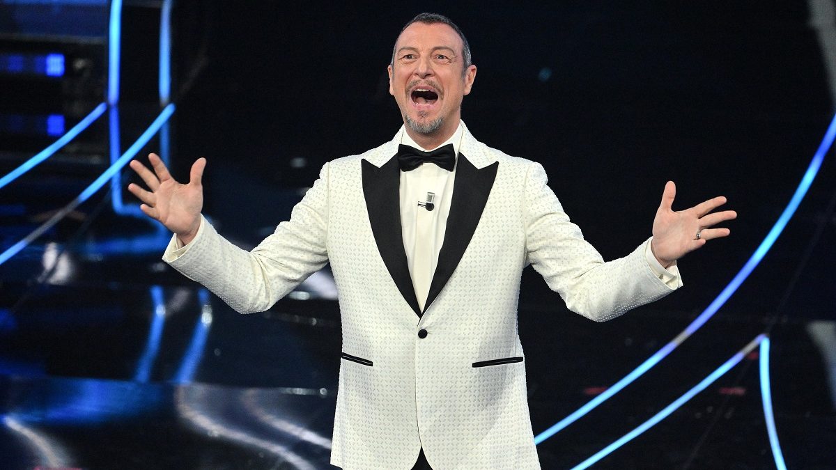 Amadeus alla conduzione di Sanremo 2024