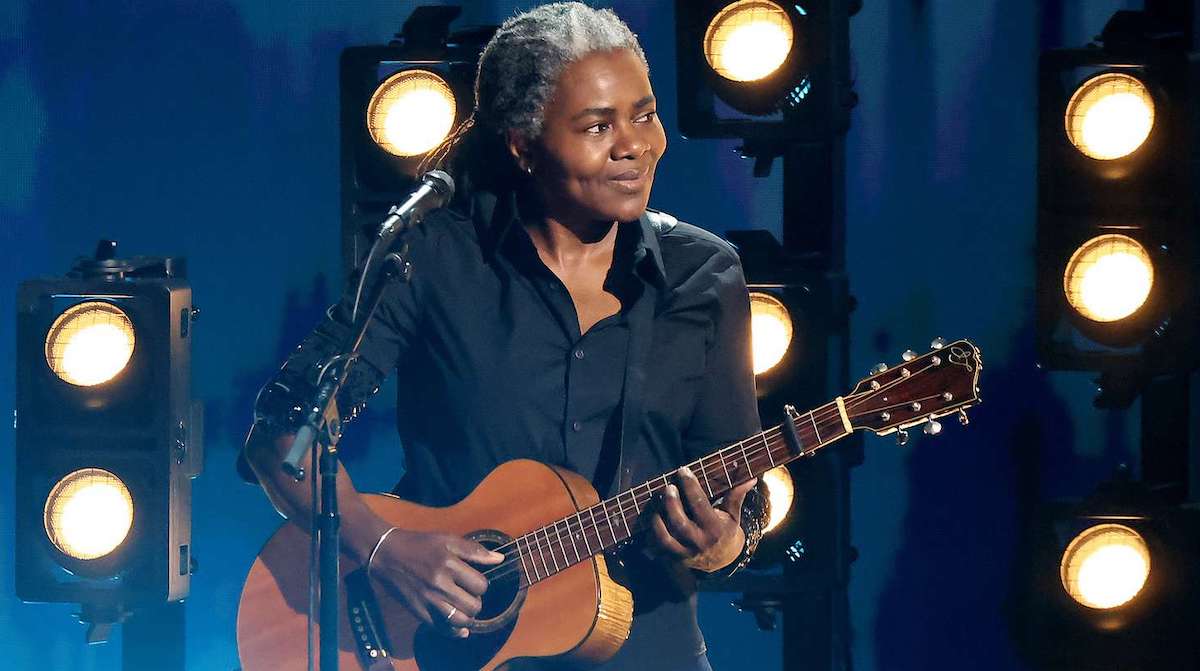 Tracy Chapman sul palco dei Grammy 2024