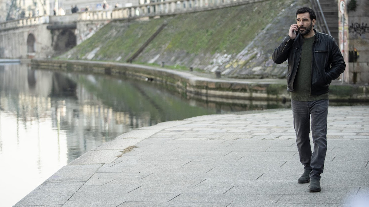 Edoardo Leo è il protagonista della serie tv Il Clandestino