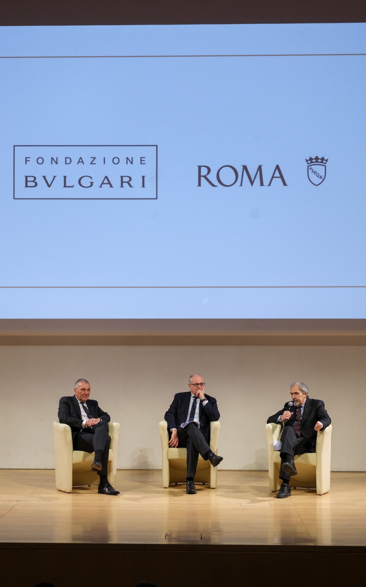 Jean Christophe Babin, CEO di Bulgari, Roberto Gualtieri, sindaco di Roma, Claudio Parisi Presicce Sovrintendente Capitolino ai Beni Culturali