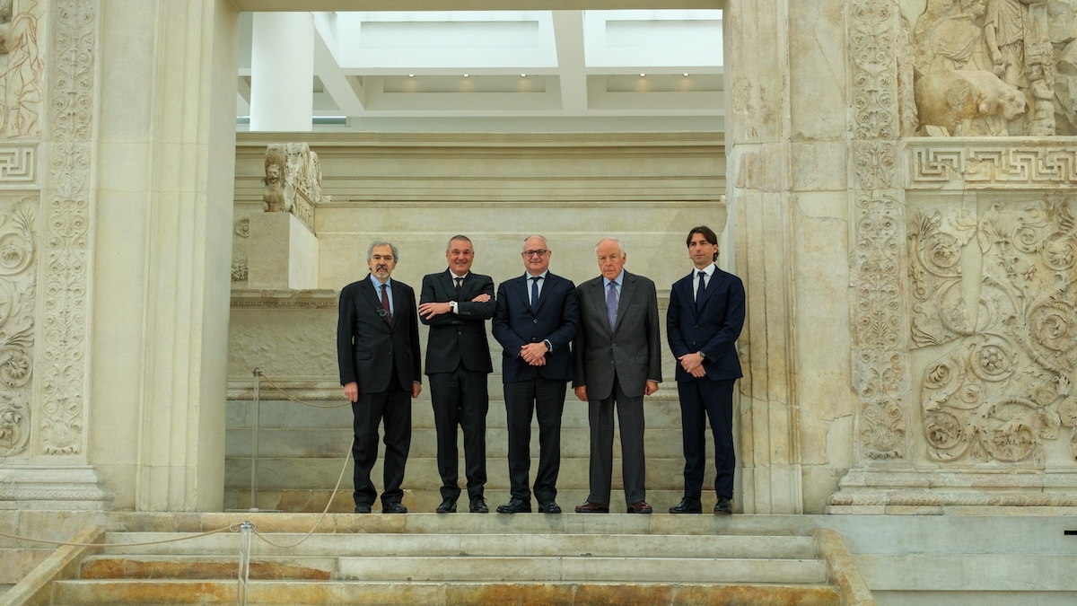 Claudio Parisi Presicce, Sovrintendente Capitolino ai Beni Culturali, Jean Christophe Babin, CEO di Bulgari, Roberto Gualtieri, sindaco di Roma, Nicola Bulgari e l'assessore di Roma Alessandro Onorato