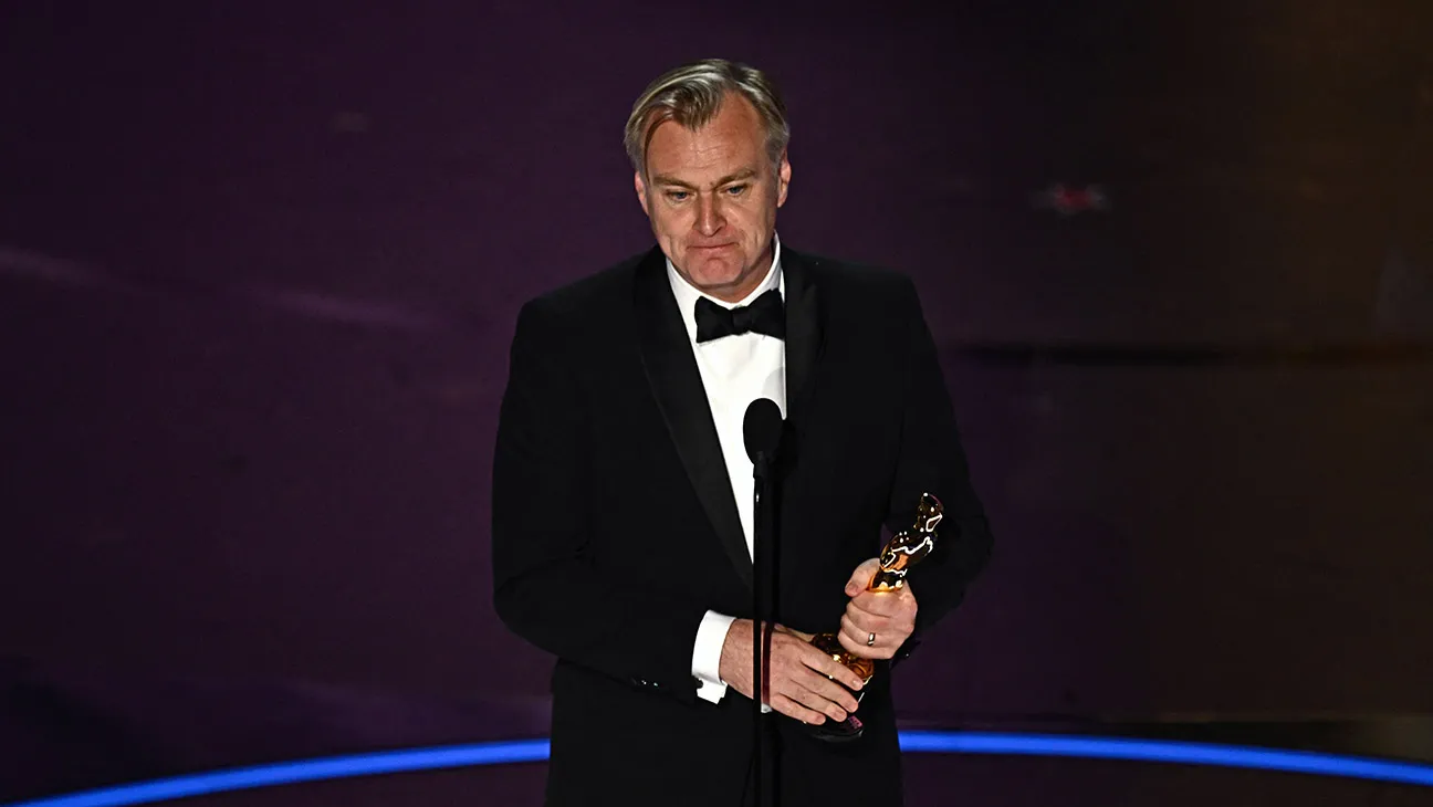 Christopher Nolan durante la cerimonia degli Oscar 2024