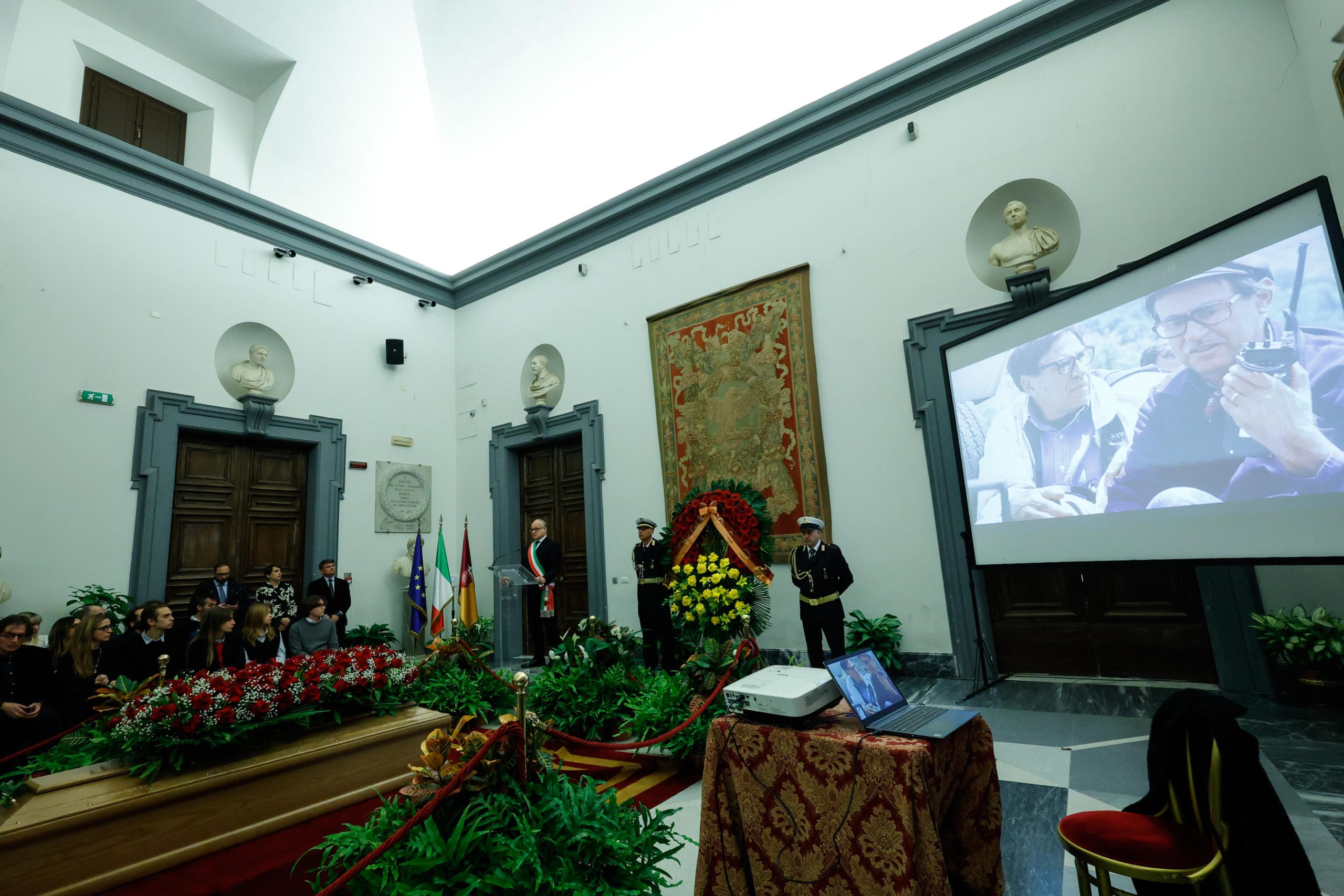 La cerimonia laica per Paolo Taviani al Campidoglio a Roma