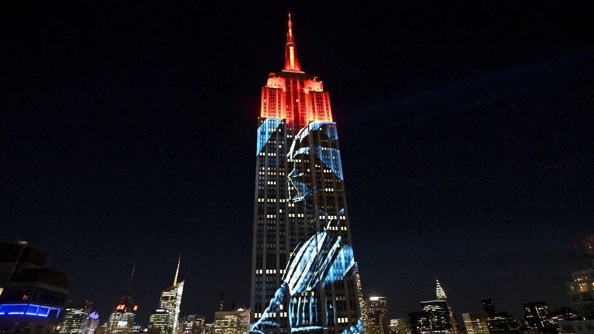 Darth Vader di Star Wars proiettato sull'Empire State Building