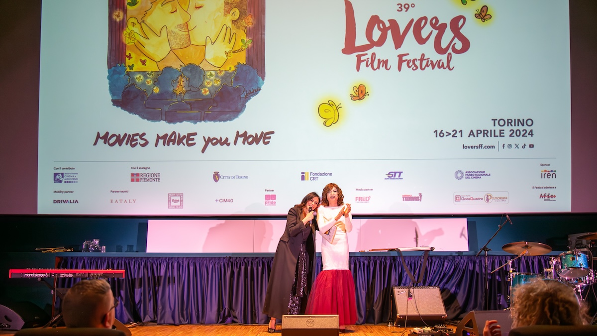 Vladimir Luxuria e Maria Grazia Cucinotta sul palco del Lovers Film Festival di Torino