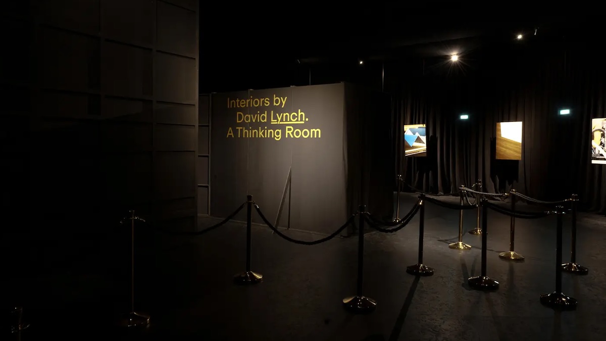 L'installazione Interiors by David Lynch. A Thinking Room al Salone del Mobile 2024
