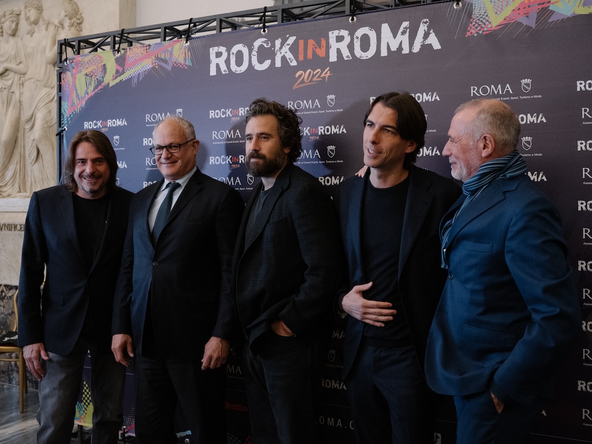 Maxmiliano Bucci, Roberto Gualtieri, Tommaso Paradiso, Alessandro Onorato e Sergio Giuliani alla conferenza stampa di Rock in Roma