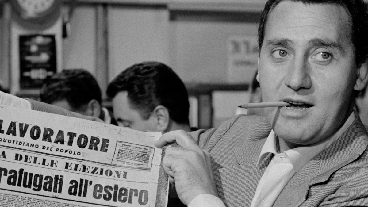 Alberto Sordi in Una vita difficile