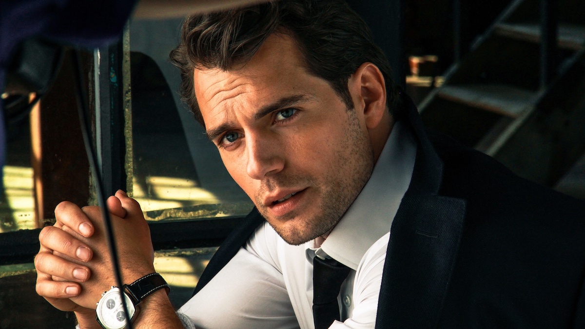 Henry Cavill diventa James Bond. Ma è merito soltanto dell’IA (e di un falso-trailer virale)