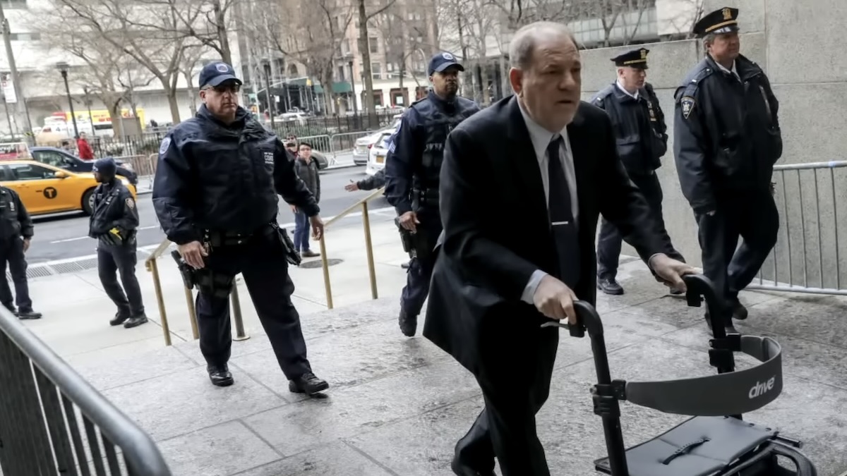 Caso Weinstein: l’ex produttore ricoverato in ospedale dopo il ribaltamento della sentenza per stupro