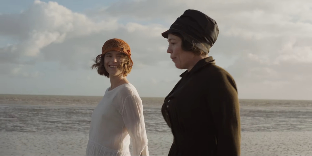 Jessie Buckley e Olivia Colman in Cattiverie a domicilio 